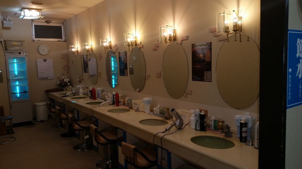 Ueno Station Hostel Oriental Ⅱ Tokyo Bagian luar foto
