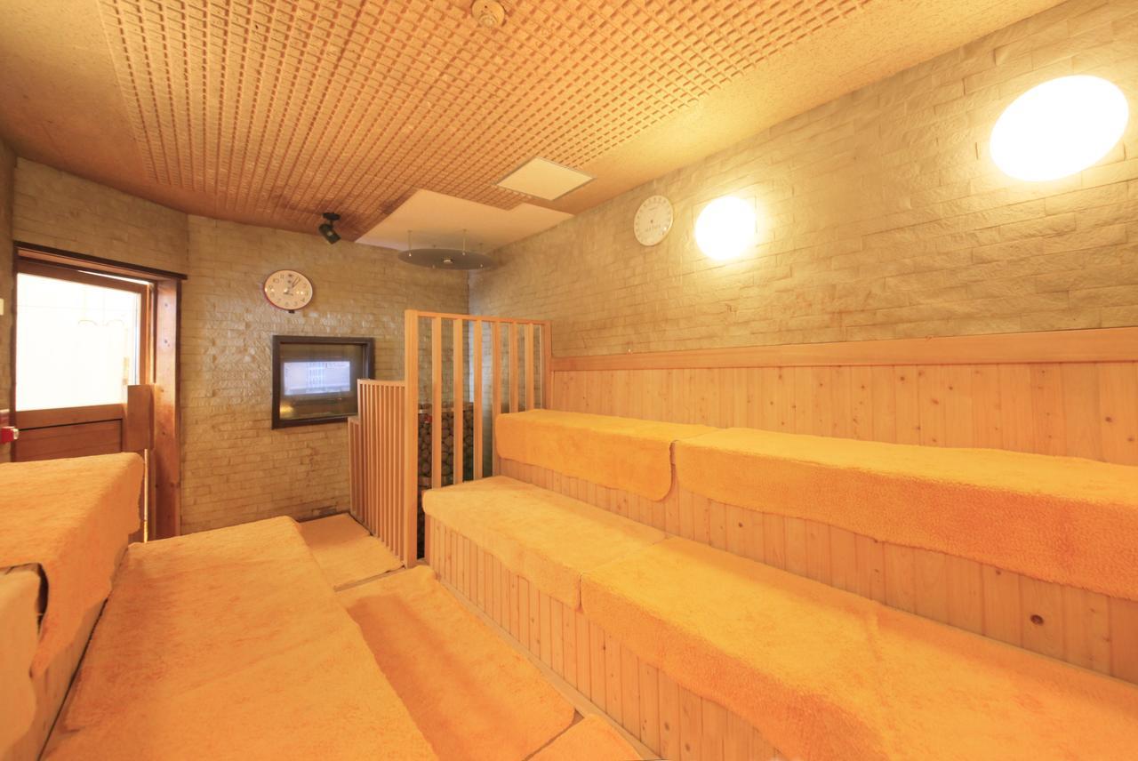 Ueno Station Hostel Oriental Ⅱ Tokyo Bagian luar foto