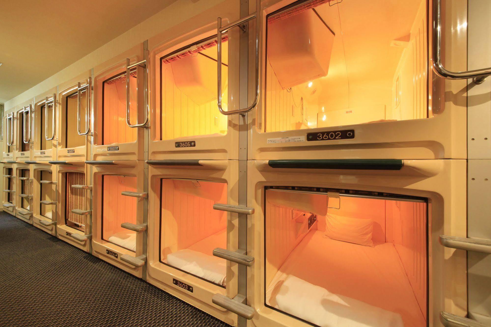Ueno Station Hostel Oriental Ⅱ Tokyo Bagian luar foto