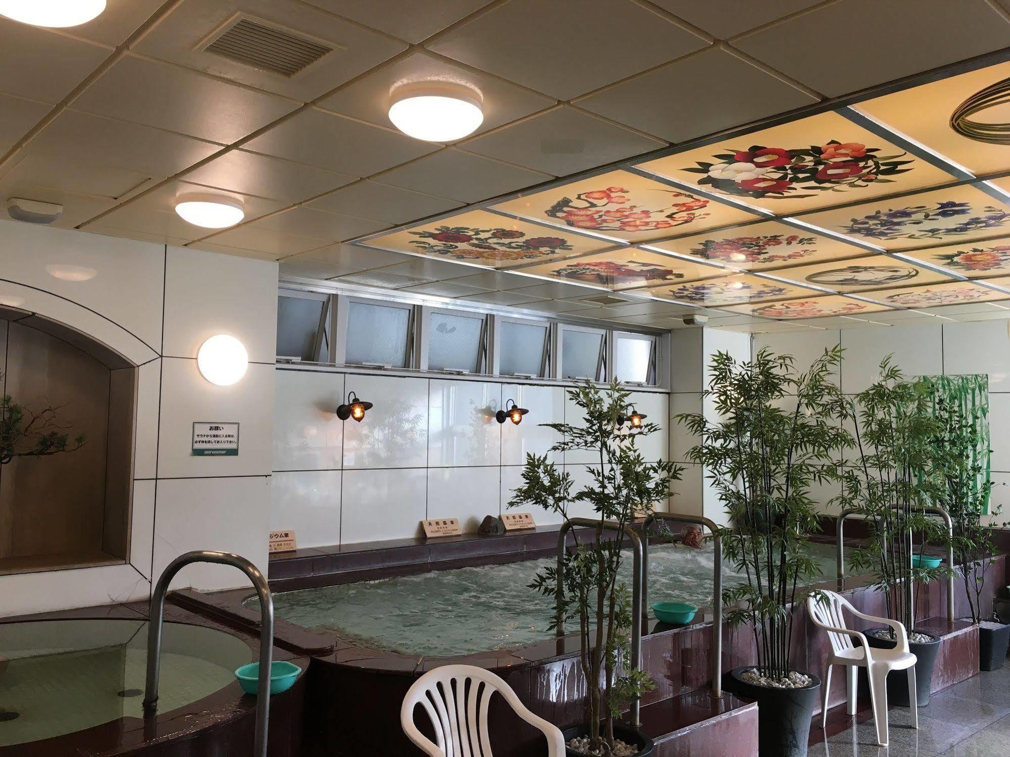 Ueno Station Hostel Oriental Ⅱ Tokyo Bagian luar foto
